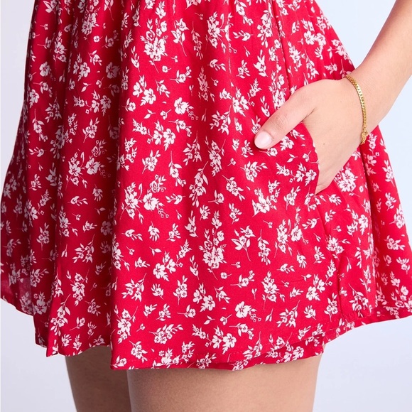 Bluenotes Red floral romper size S - sundress built in shorts + pockets summer - Picture 3 of 8